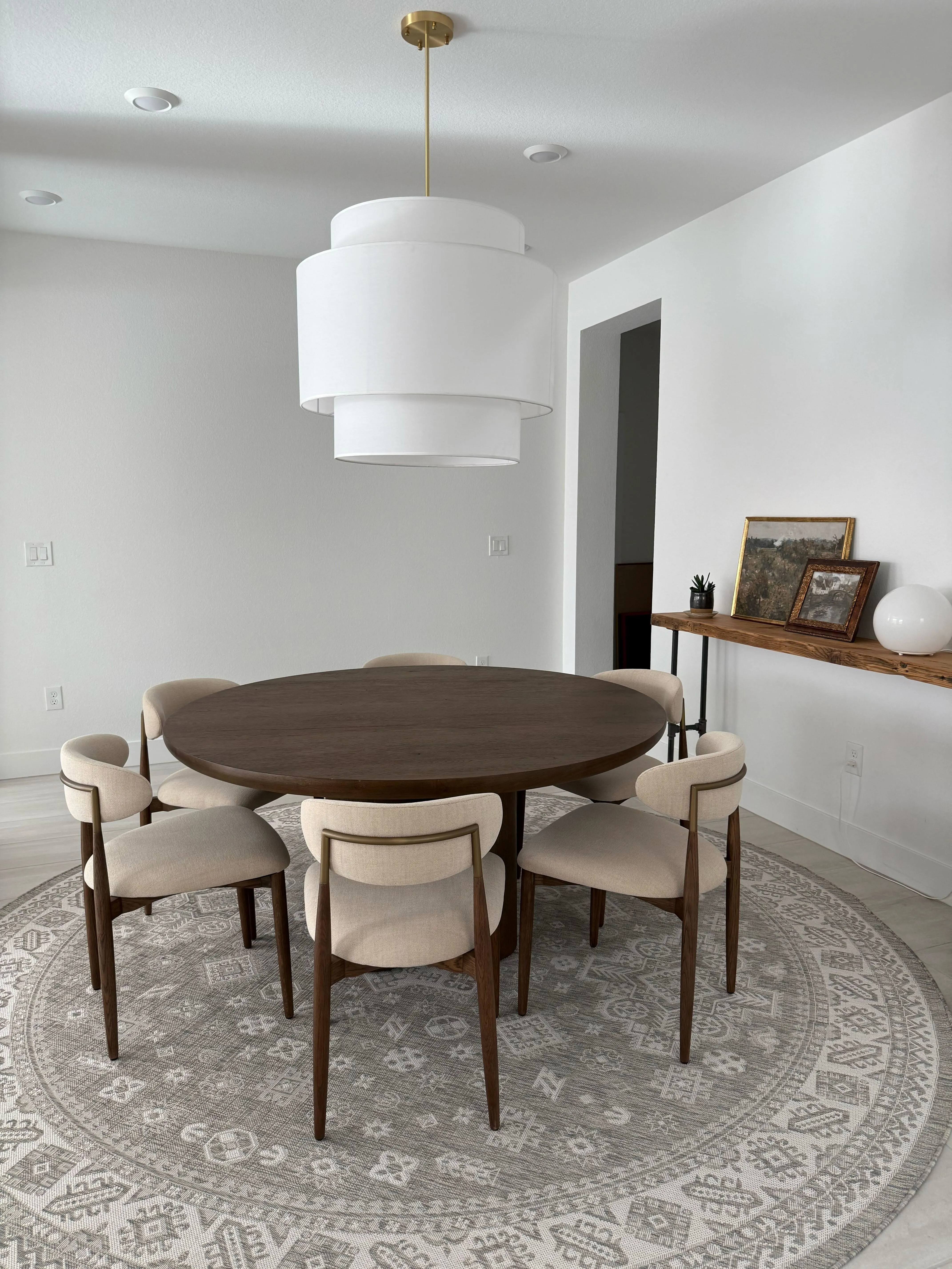 Semi Staged Room